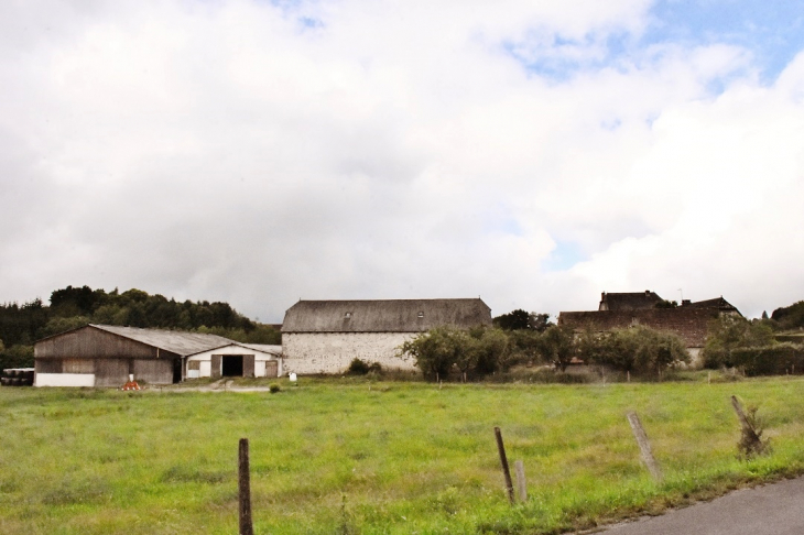 La Commune - Sansac-Veinazès