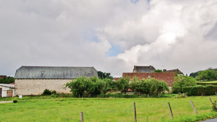 La Commune - Sansac-Veinazès