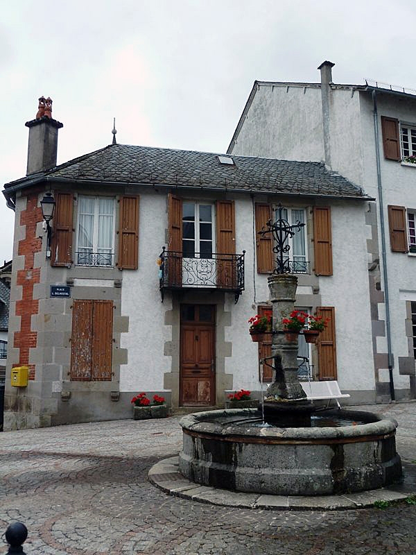 La fontaine - Thiézac