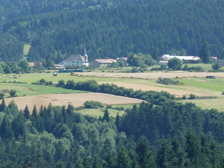 Vue sur le village - Védrines-Saint-Loup