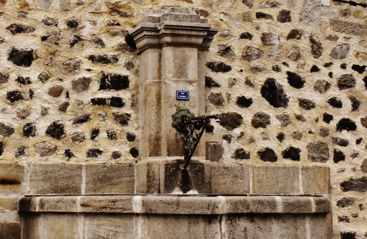 Fontaine - Allègre