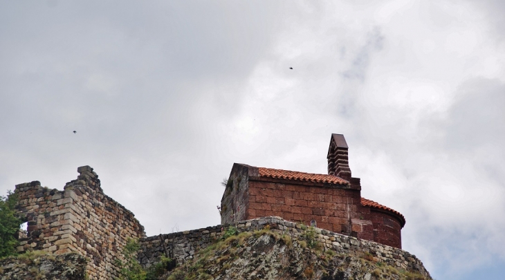 Le Château ( la Chapelle ) - Arlempdes