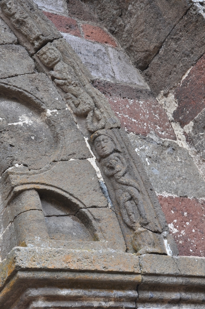 Bains - église Sainte foy XIIème siècle