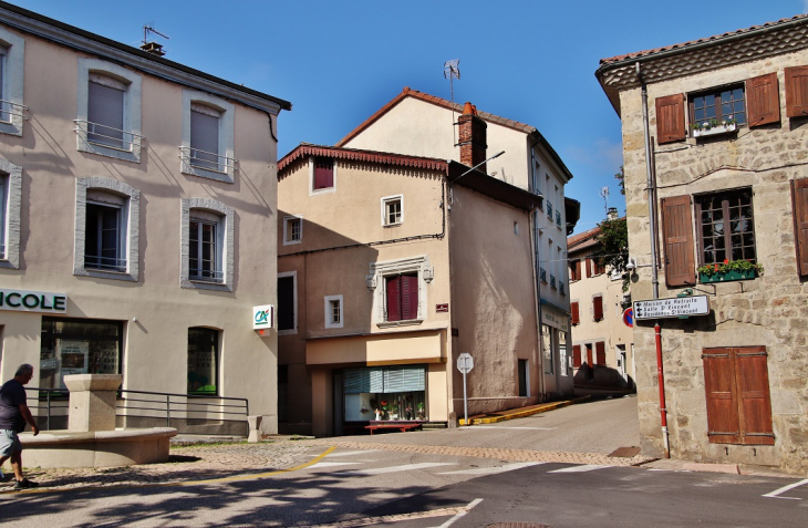 La Commune - Bas-en-Basset