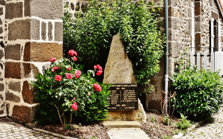 Monument-aux-Morts - Blassac