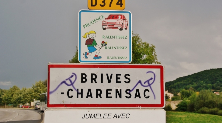  - Brives-Charensac