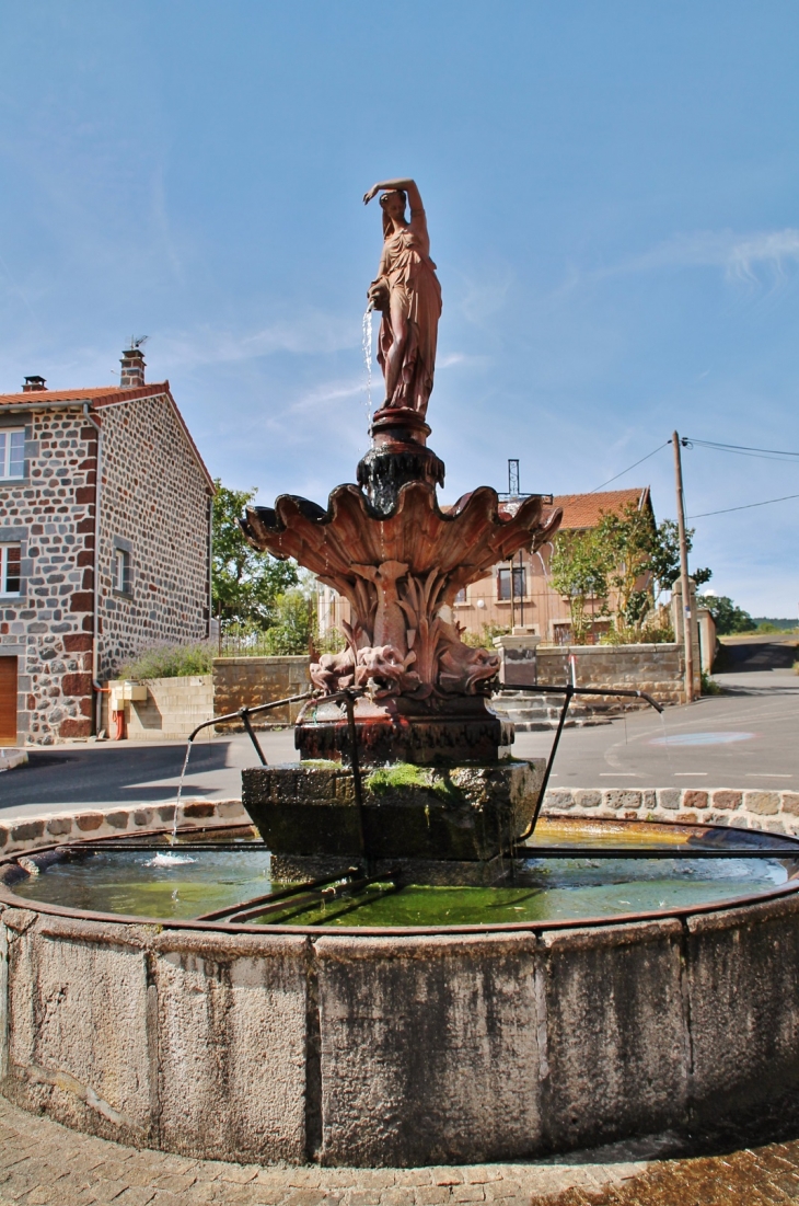 La Fontaine - Cayres