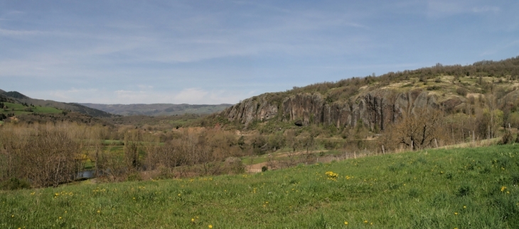 Cerzat-  Le Chambon - falaises du Blot