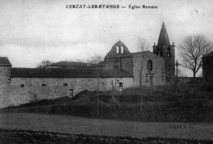 Eglise romane, vers 1910 (carte postale ancienne). - Cerzat