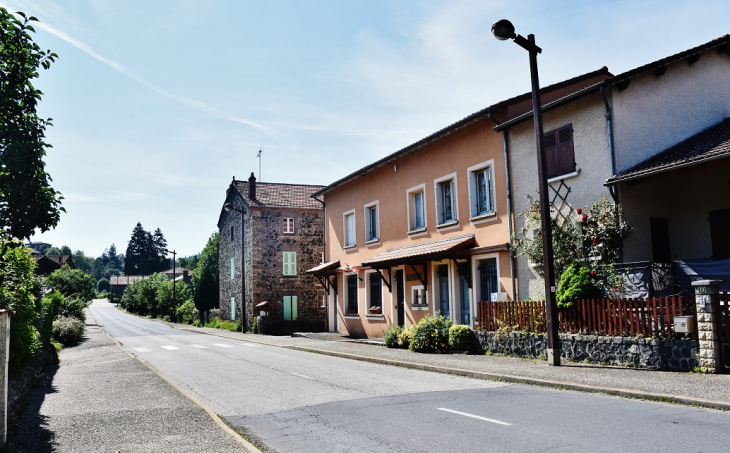 La Commune - Chanteuges