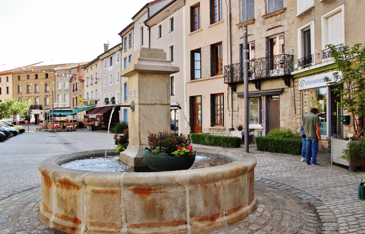 Fontaine - Craponne-sur-Arzon