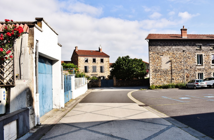 La Commune - Fontannes