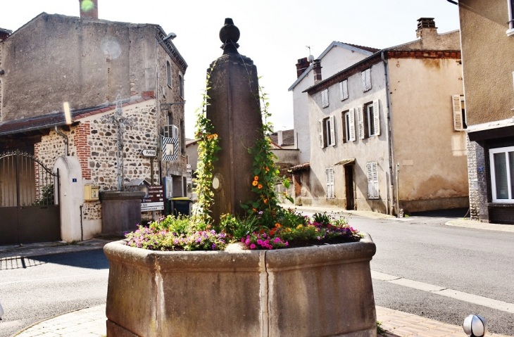 La Commune - Fontannes