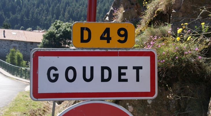  - Goudet