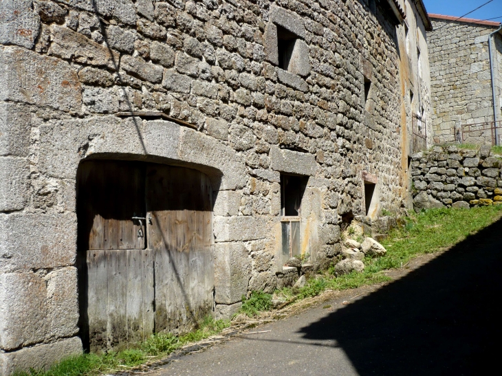 Ruelle de Pompeyrin. - La Besseyre-Saint-Mary