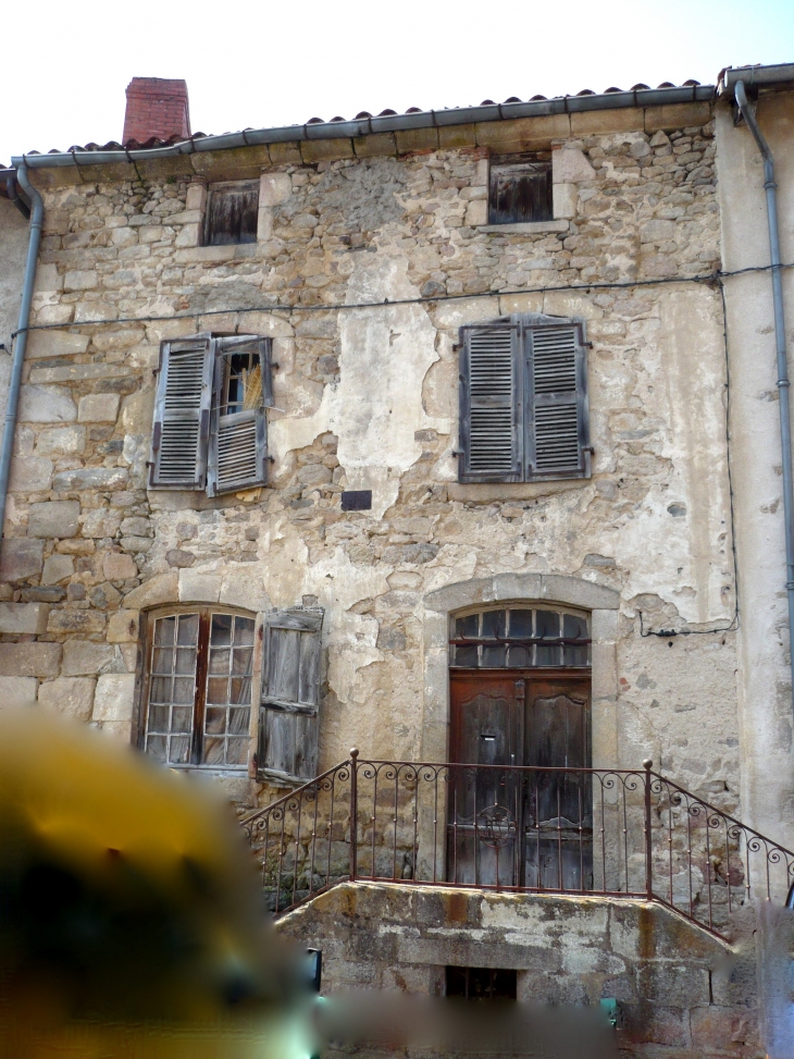 Maison-ancienne-du-vieux bourg. - La Chaise-Dieu