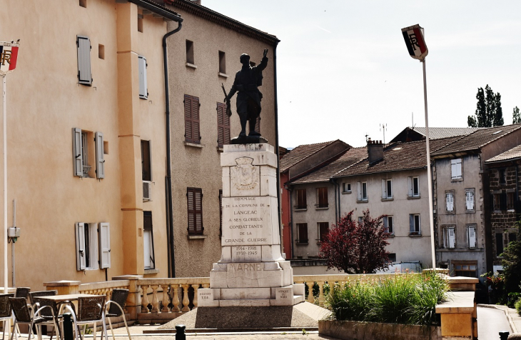 Monument-aux-Morts - Langeac