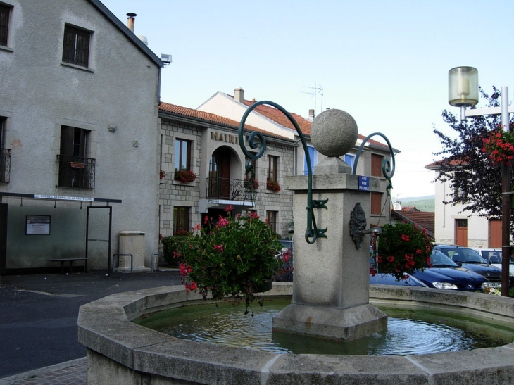 Place de la mairie - Lantriac