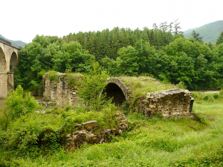 Pont Romain, vestiges - Lavoûte-sur-Loire