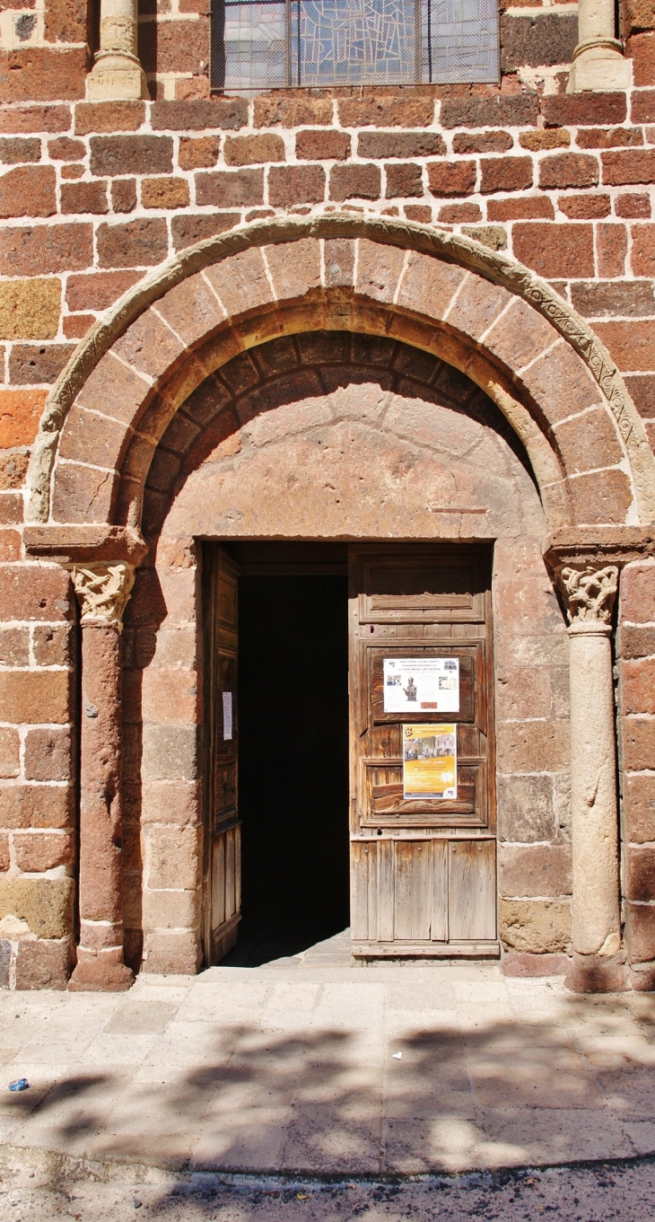 Abbatiale  - Le Monastier-sur-Gazeille