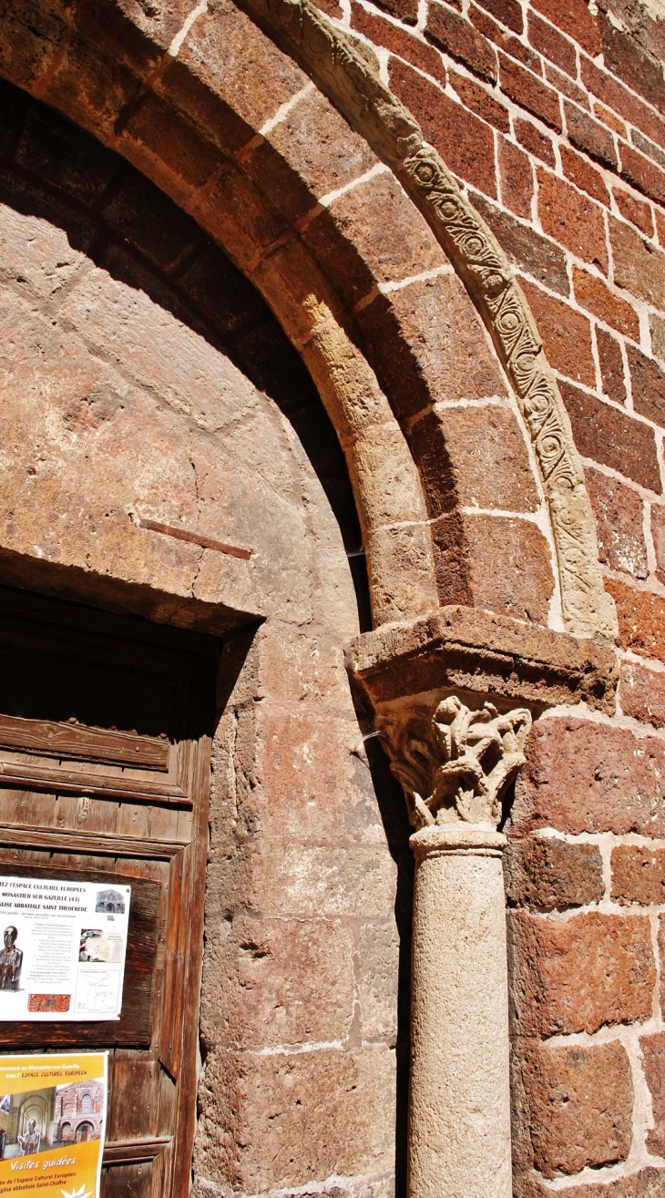 Abbatiale  - Le Monastier-sur-Gazeille