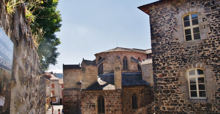 Abbatiale  - Le Monastier-sur-Gazeille