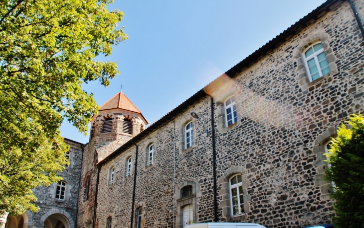 Abbatiale  - Le Monastier-sur-Gazeille