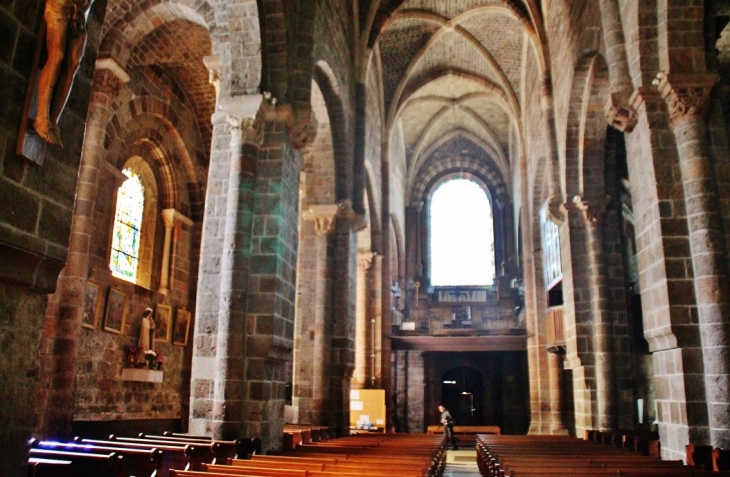 Abbatiale  - Le Monastier-sur-Gazeille