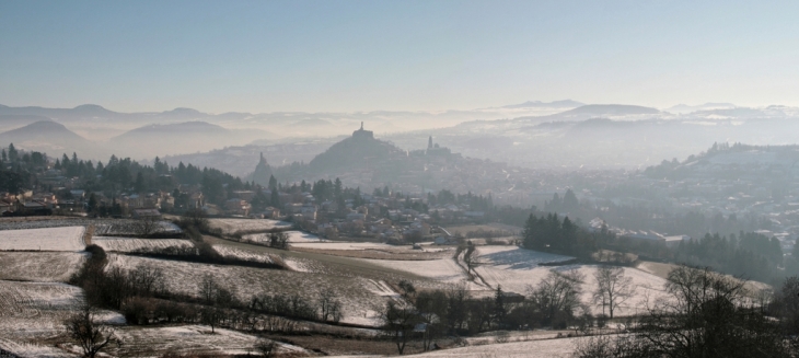 Le Puy en Velay - vue générale avec neige - Le Puy-en-Velay