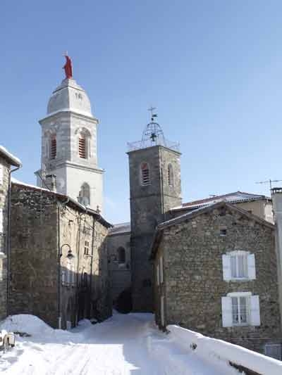 Vierge de Pradelles sous la neige