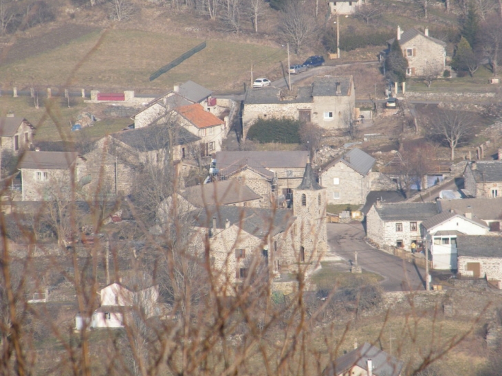 Monedeyres depuis le Mt Rouge - Queyrières