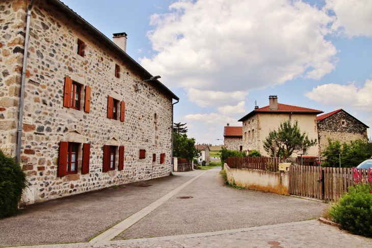 La Commune - Roche-en-Régnier