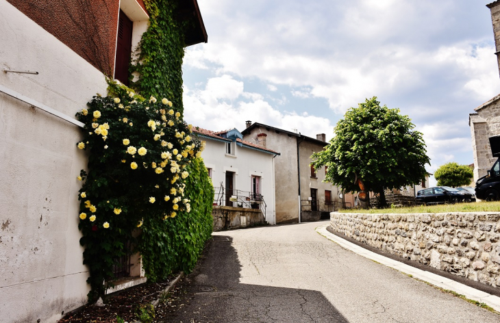 La Commune - Saint-André-de-Chalencon