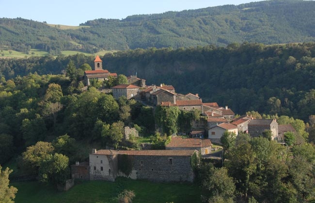 Saint-Arcons - le  bourg vu du Nord-Est - Saint-Arcons-d'Allier