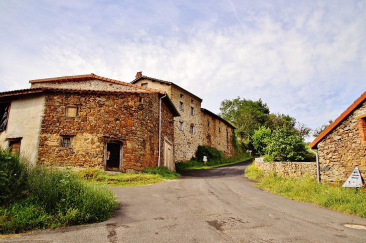 La Commune - Saint-Austremoine