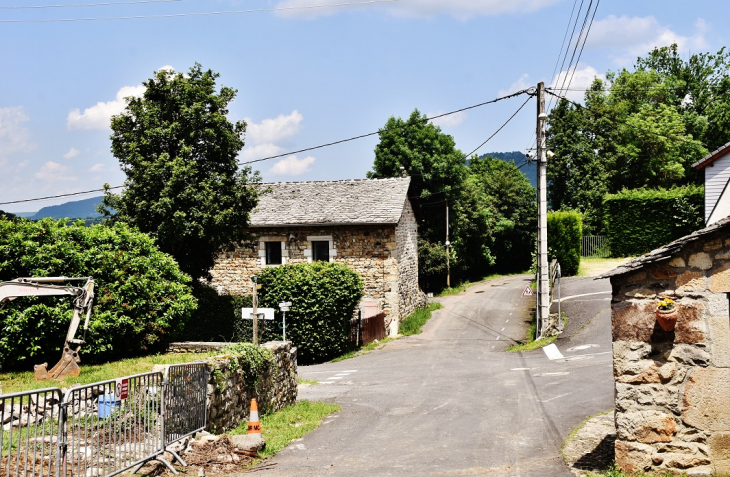 La Commune - Saint-Étienne-Lardeyrol