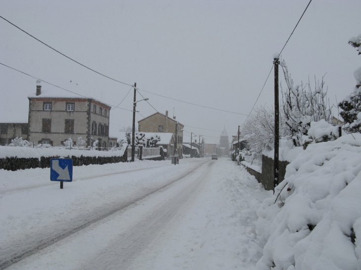 102 bien difficile à St-Georges-d'Aurac - Saint-Georges-d'Aurac