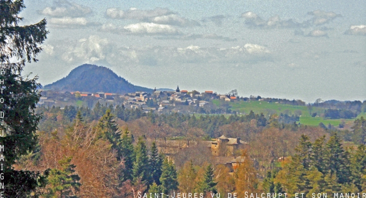 Saint-Jeures vu de Salcrupt et son manoir