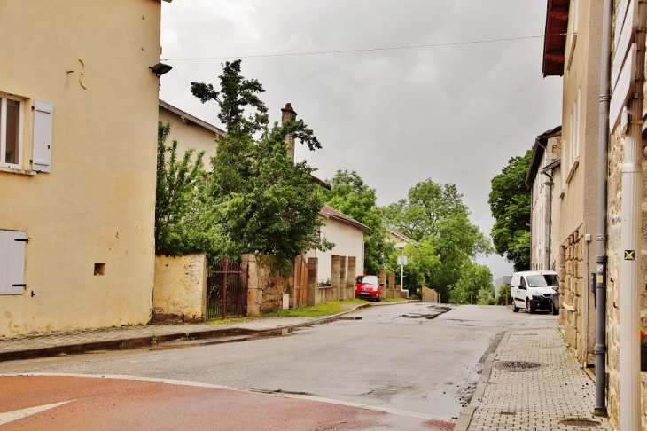 La Commune - Saint-Jeures