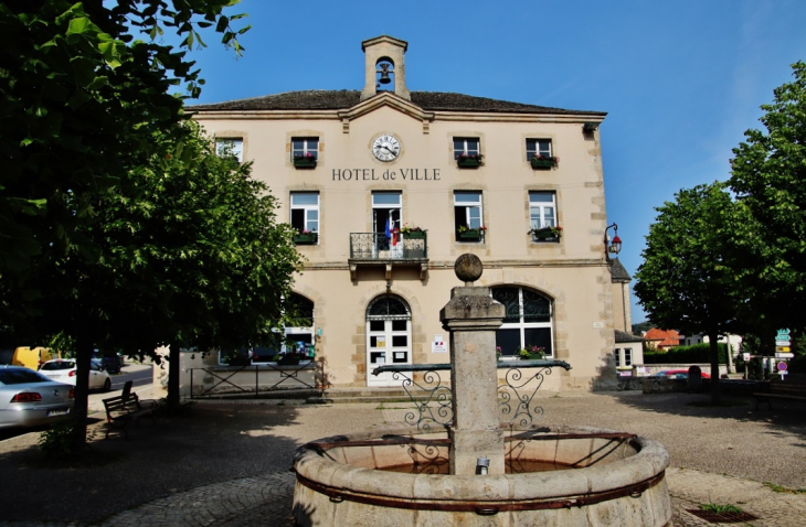 Hotel-de-Ville - Saint-Julien-Chapteuil