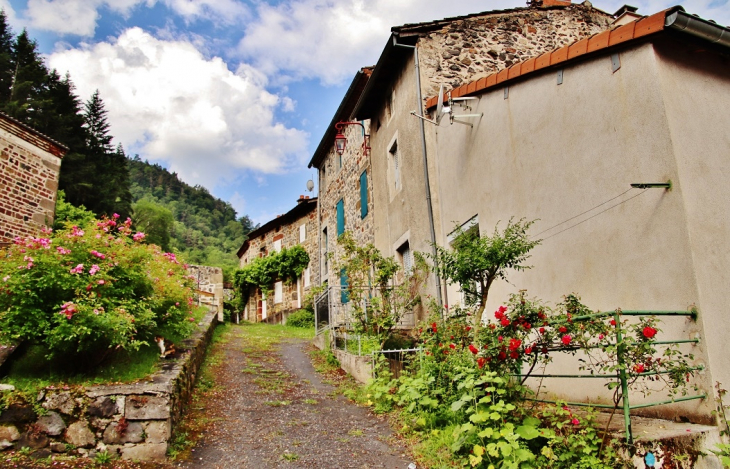 La Commune - Saint-Julien-des-Chazes