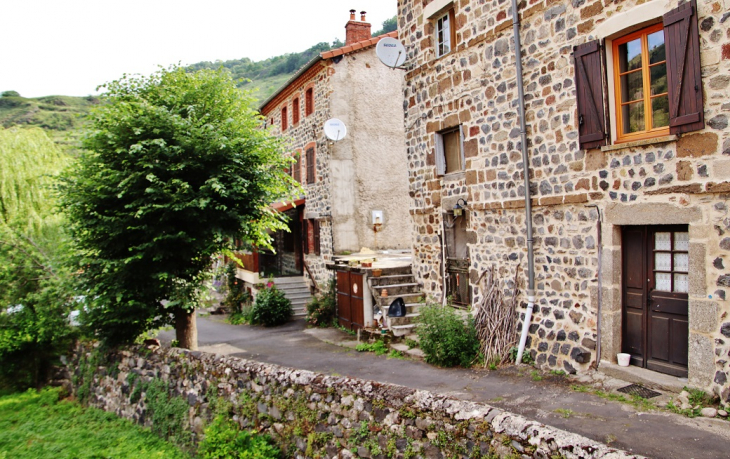 La Commune - Saint-Julien-des-Chazes