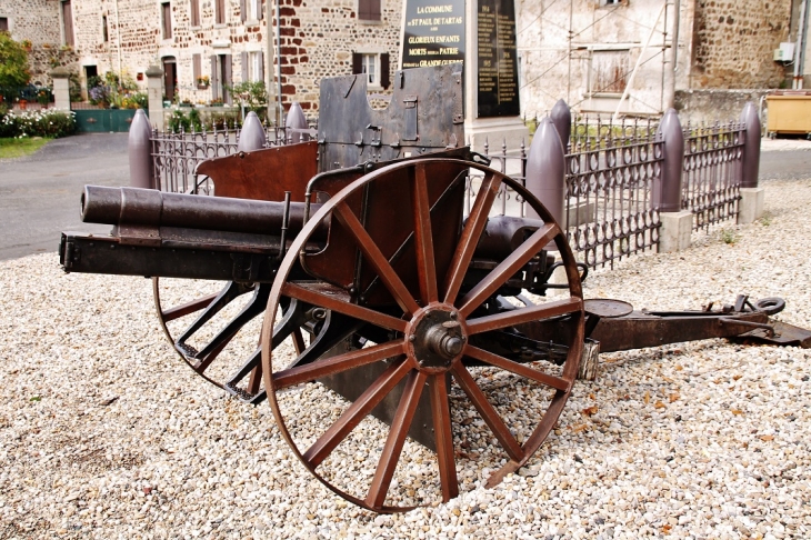 Monument aux Morts ( Détail ) - Saint-Paul-de-Tartas