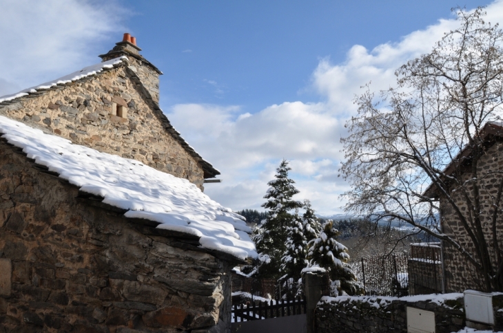 Saint Pierre Eynac - le village avec neige - Saint-Pierre-Eynac