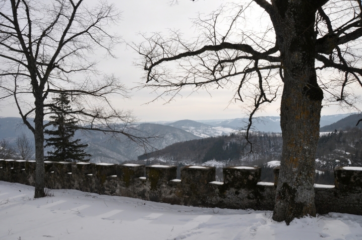 Saint Privat d'Allier - paysage avec neige - Saint-Privat-d'Allier