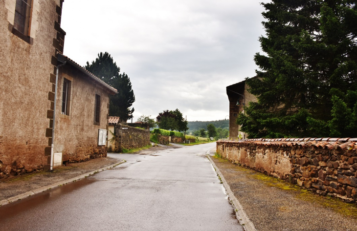 La Commune - Sainte-Eugénie-de-Villeneuve