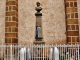 Photo précédente de Sainte-Eugénie-de-Villeneuve Monument-aux-Morts