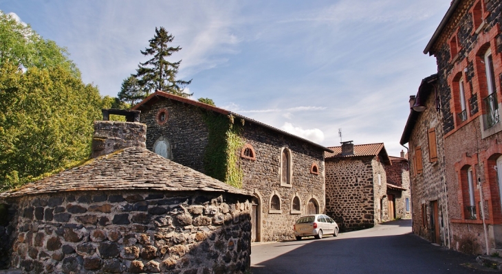  - Sanssac-l'Église