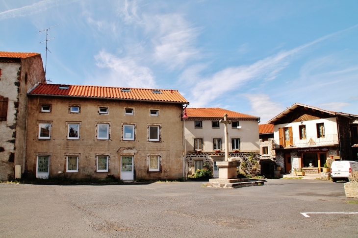  - Sanssac-l'Église