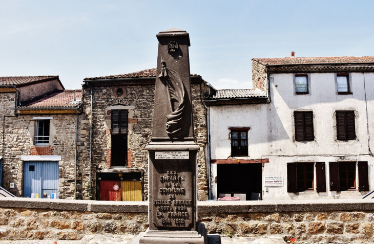 Monument-aux-Morts - Vieille-Brioude